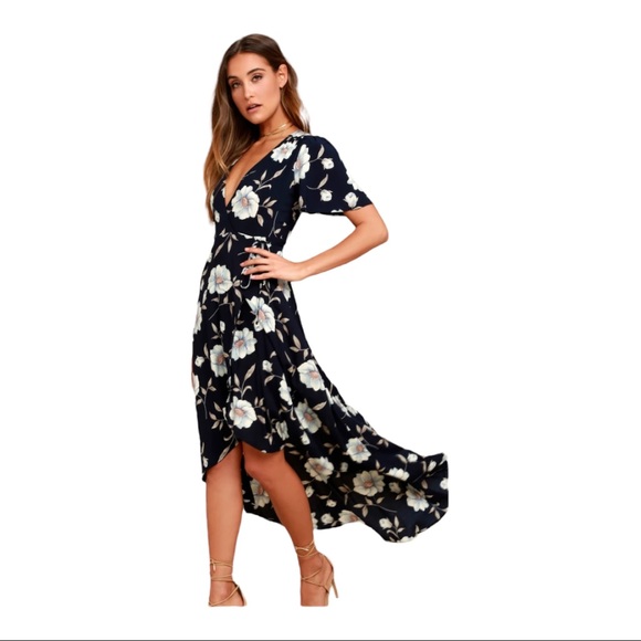 Lulus Dresses & Skirts - Lulus Wrap Dress